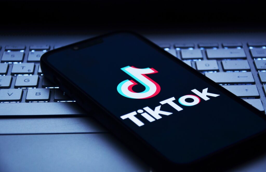 US and China finalize TikTok sale ahead of Trump–Xi summit