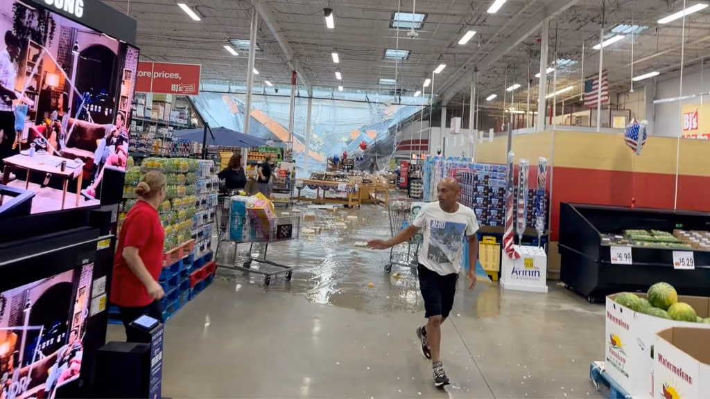 New Jersey Store Collapse After Storm