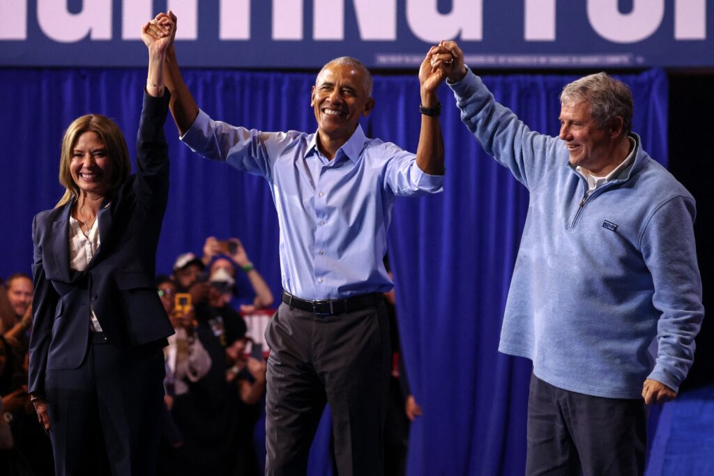 Obama Attacks Trump Ahead of US Midterm Vote Obama Attacks Trump Ahead of US Midterm Vote